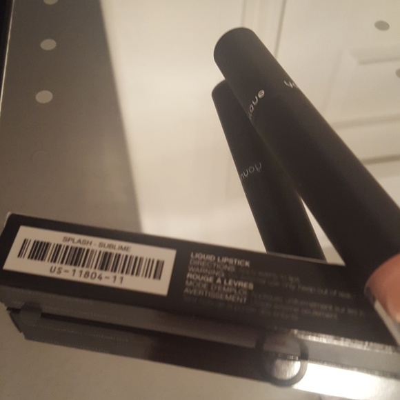 Younique liquid Splash shade Sublime - Picture 3 of 3